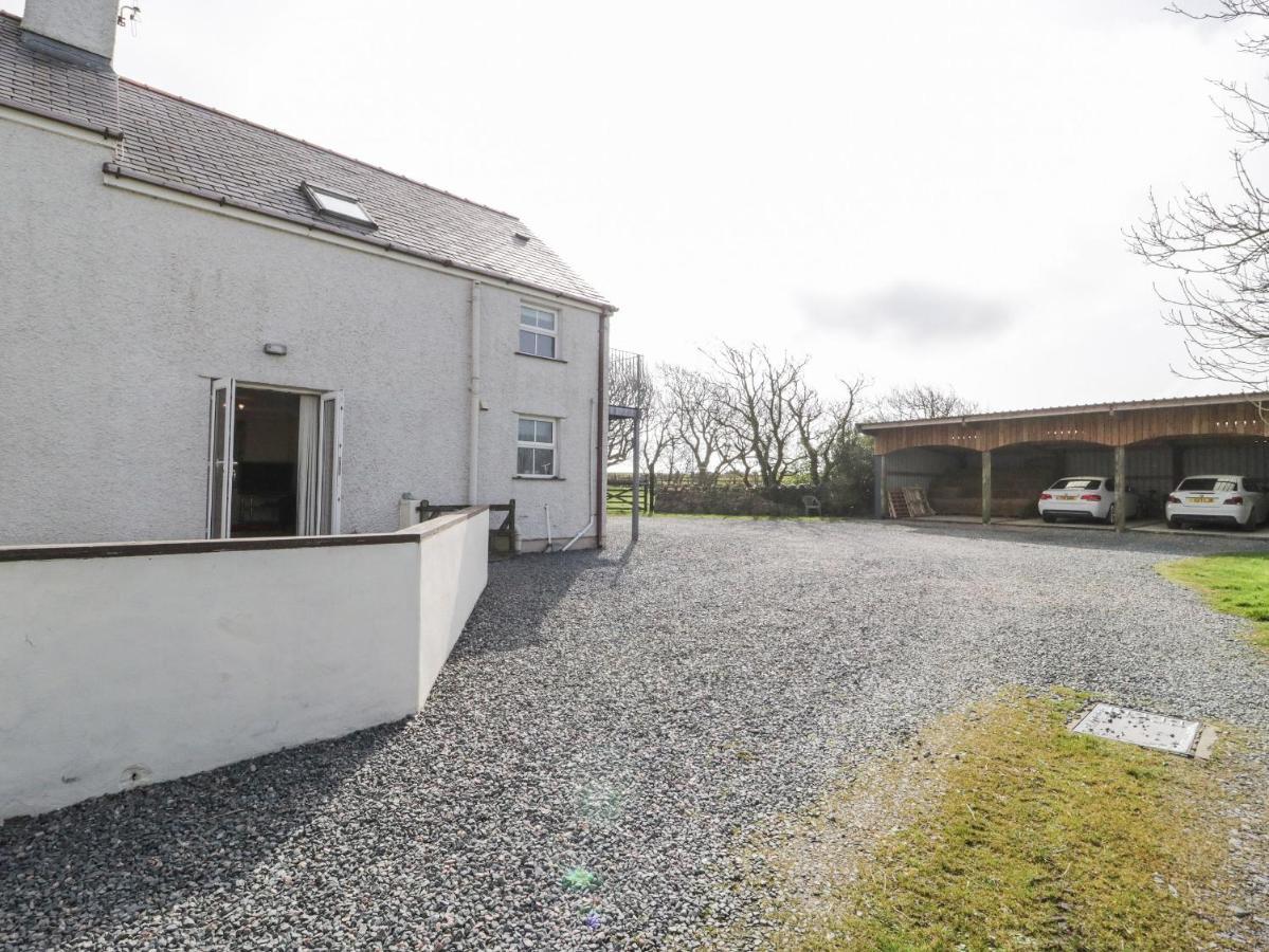 Bodegri Cottage Llanfflewyn Exterior photo