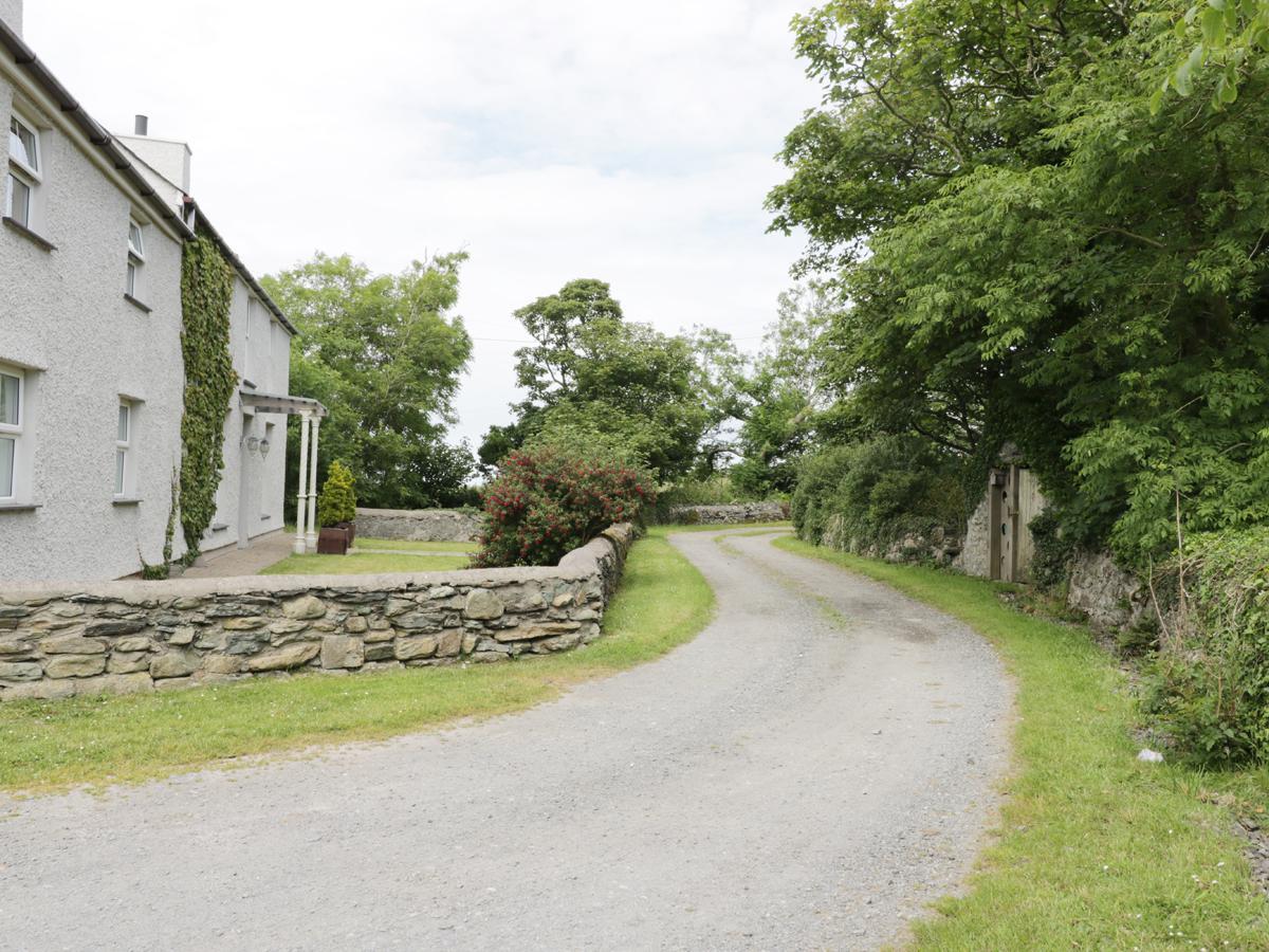 Bodegri Cottage Llanfflewyn Exterior photo